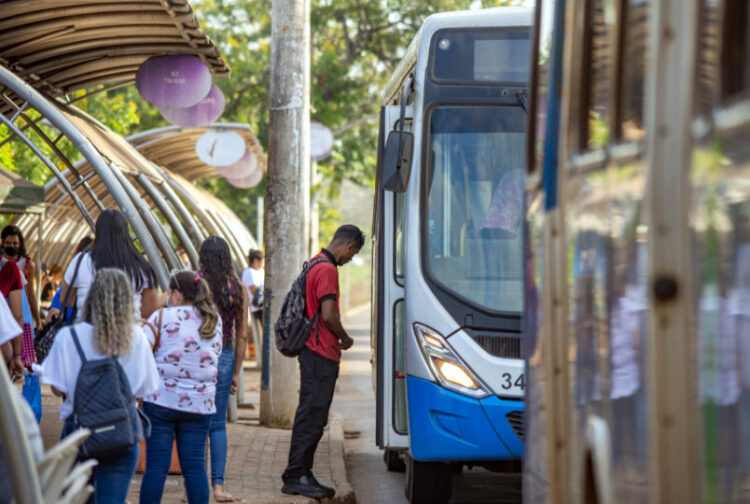 Com a manutenção, a prefeitura vai custear R$ 0,85 por cada passagem registrada no sistema do transporte público - Foto: Divulgação.