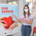 Liderando o movimento, a farmacêutica Martha Ramos, sensibilizou amigos e equipe de trabalho para realizar a doação de sangue conjunta - Foto: Divulgação.